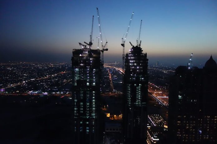 Dubai Job Boom Expat Growth Infrastructure